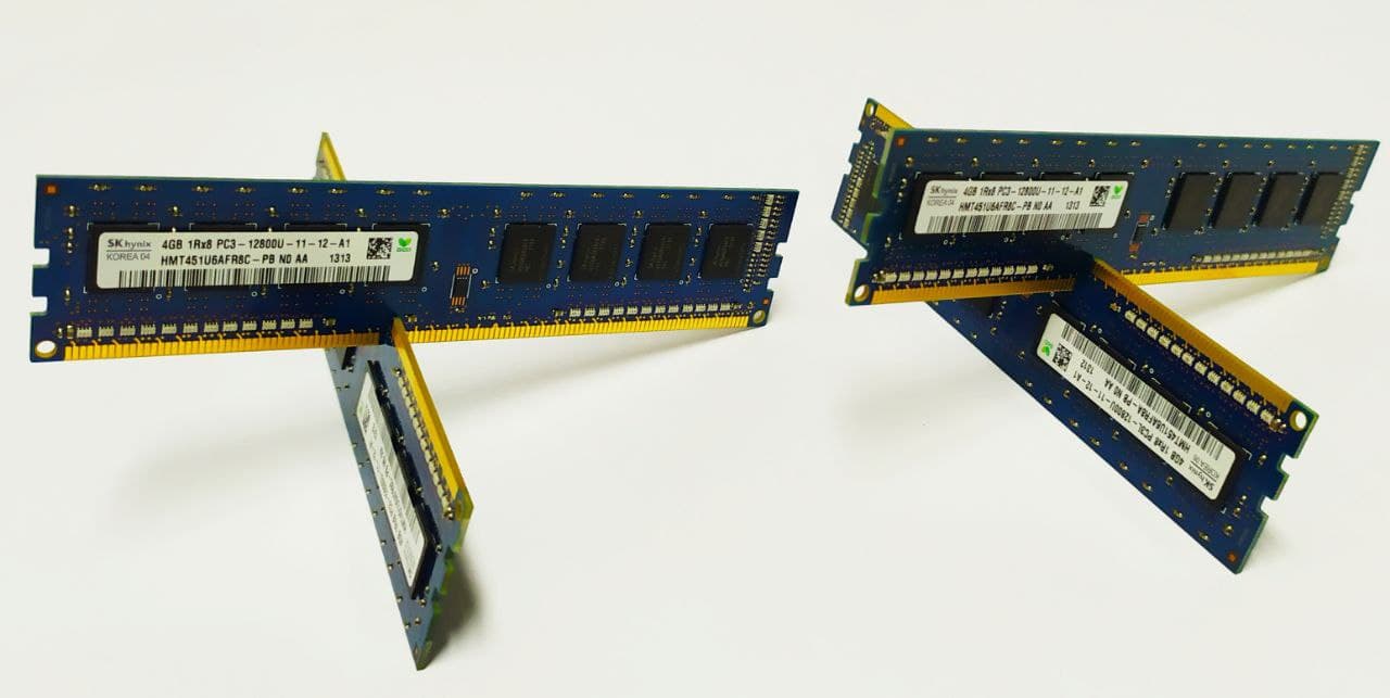 (11-12-A1) SK Hynix 4GB DDR3, 1600Mhz, 1Rx8, HMT451U6AFR8C-PB - (komplet(18) - obrazek 5