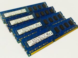 (11-12-B1) SK Hynix 4GB DDR3, 1600Mhz, 2Rx8, HMT351U6EFR8C-PB - (komplet(23)