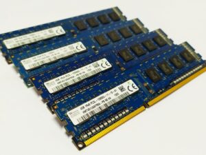 (11-12-A1) SK Hynix 4GB DDR3L, 1600Mhz, 1Rx8, HMT451U6AFR8A-PB - (komplet(3)