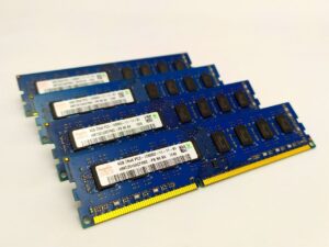(11-11-B1) Hynix 4GB DDR3, 1600Mhz, 2Rx8, HMT351U6CFR8C-PB - (komplet(25)