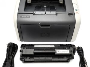 HP Laser Jet 1012, (30-50K), pełęn toner 100%,  kable